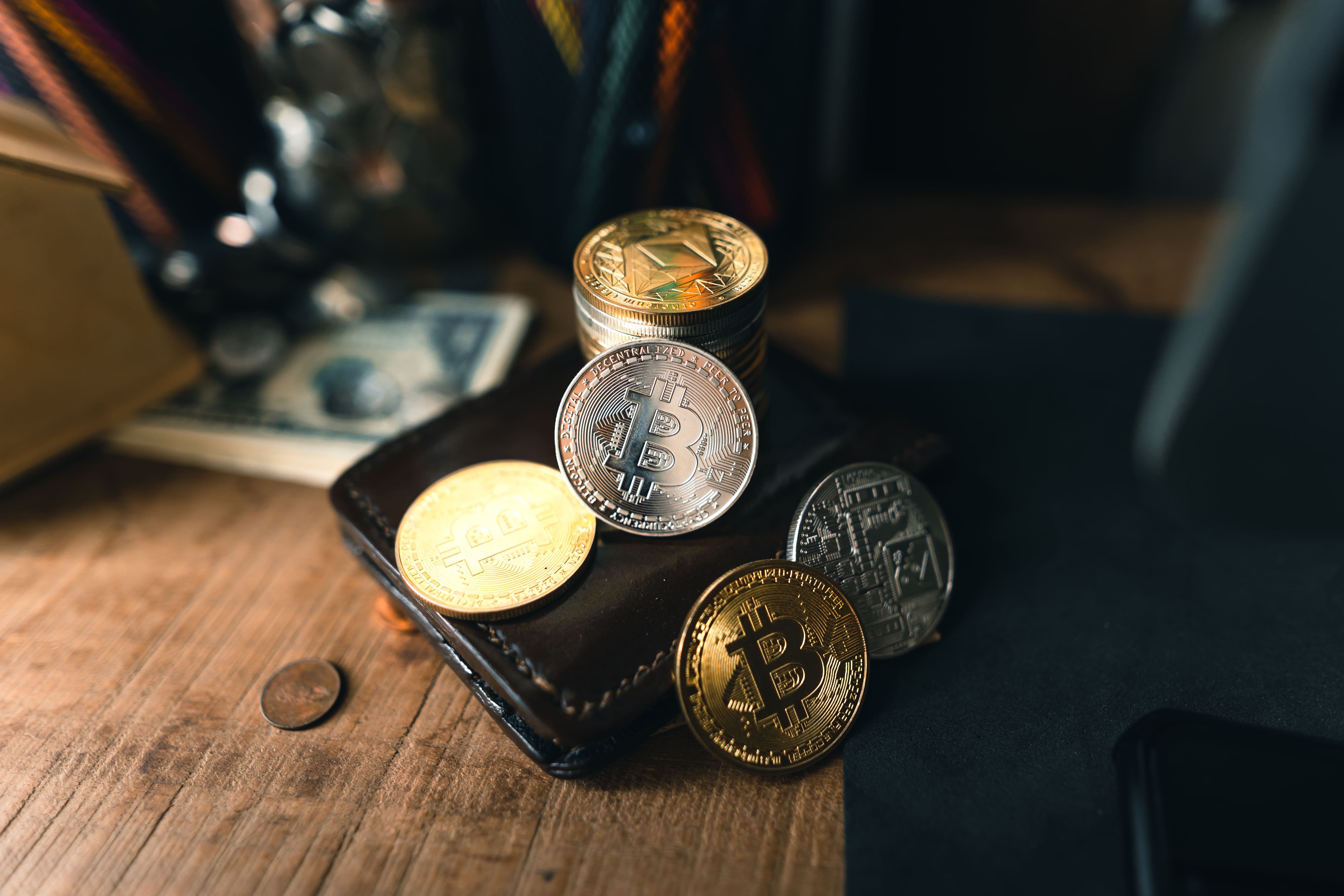 Harga Kripto Hari Ini 7 Januari 2026: Bitcoin Melemah ke US$92.514, XRP Tetap Perkasa